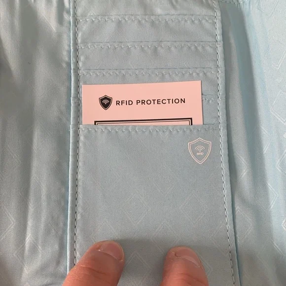 Vera Bradley RFID Protect Smartphone Wristlet Teal Yellow "Lemon Grove"  NEW - Picture 6 of 11